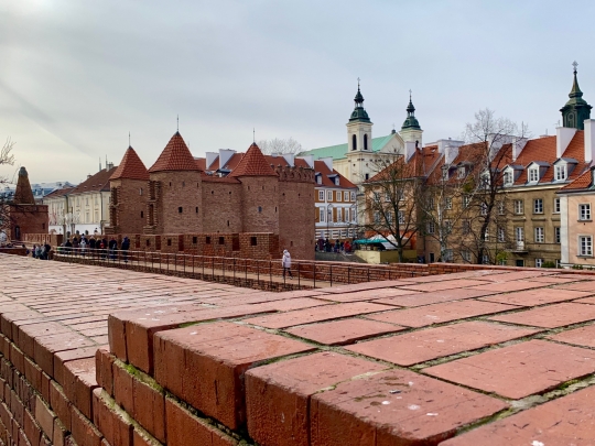 Stare Miasto Warszawa - Barbakan - Architektura -  Warszawa portal informacyjny