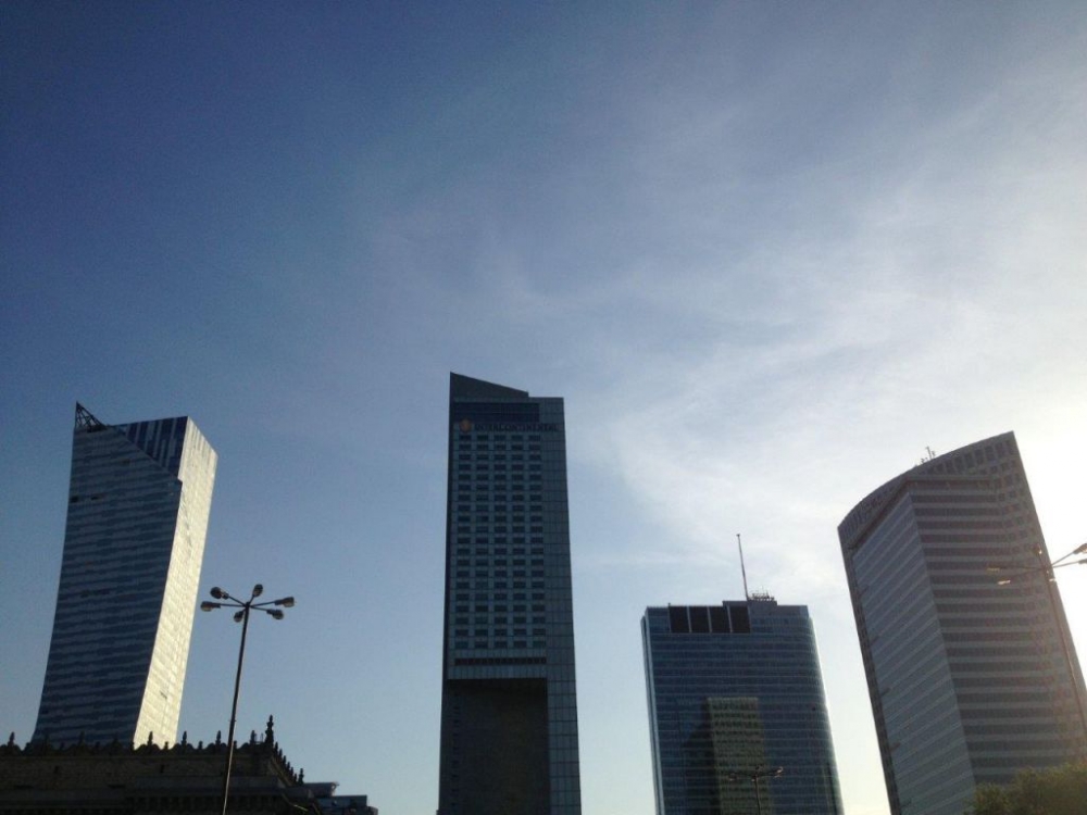 Warszawskie drapacze chmur :-) - Architektura -  Warszawa portal informacyjny