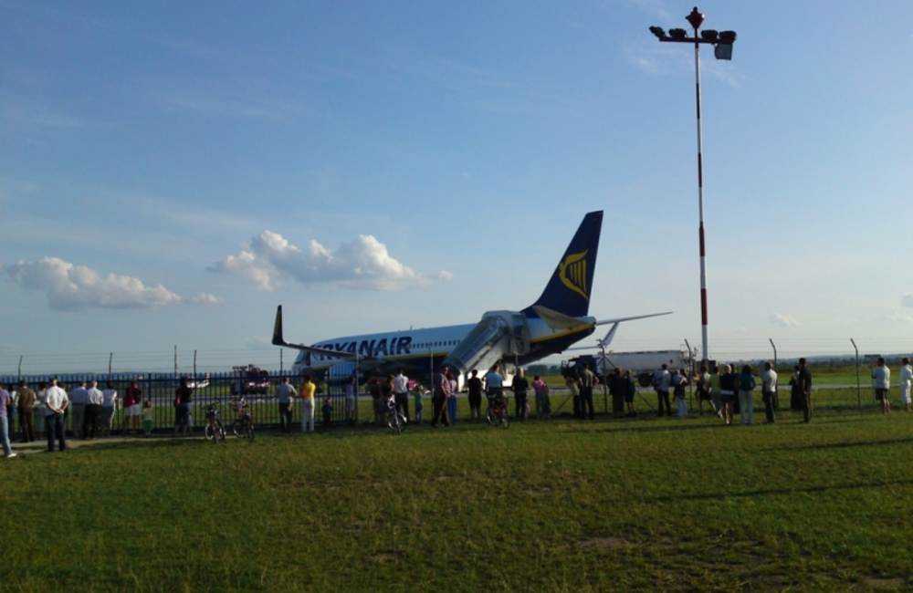 Łódzkie loty przeniesione do Warszawy