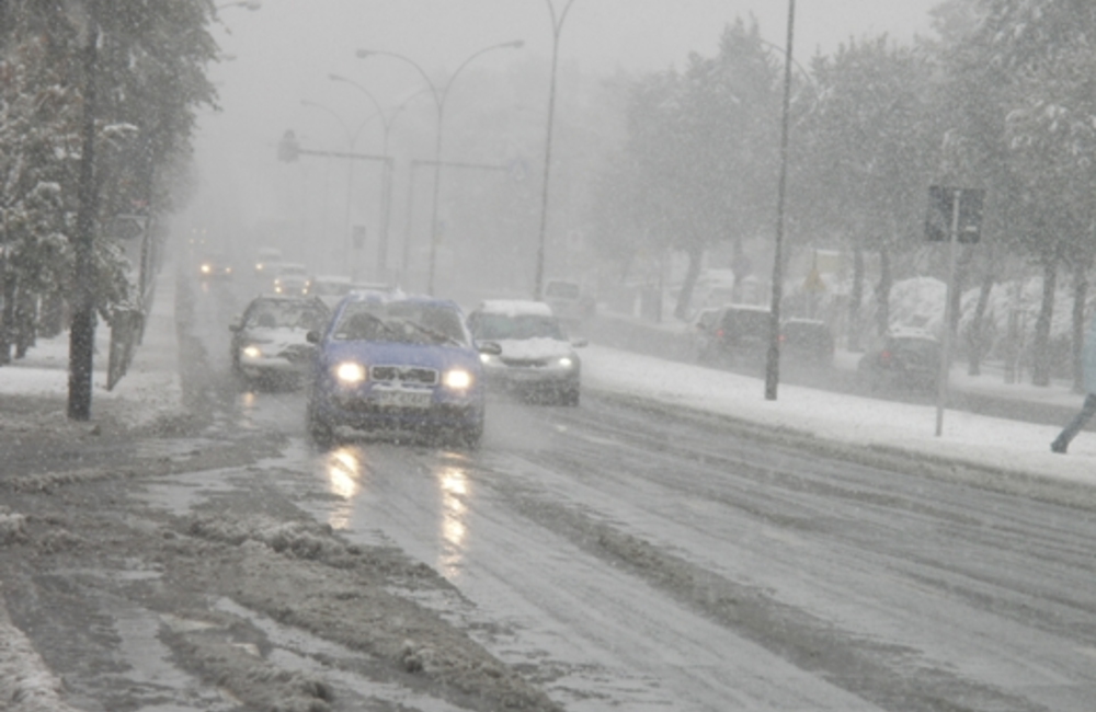 Intensywne opady śniegu w stolicy