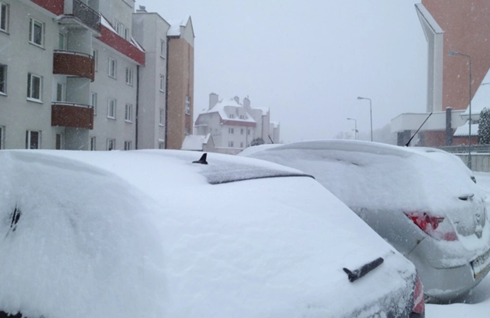 Stolica zasypana. Intensywne opady śniegu