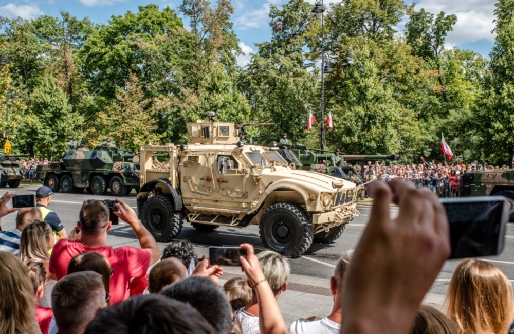 15 sierpnia przez Wisłostradę przejedzie defilada wojska