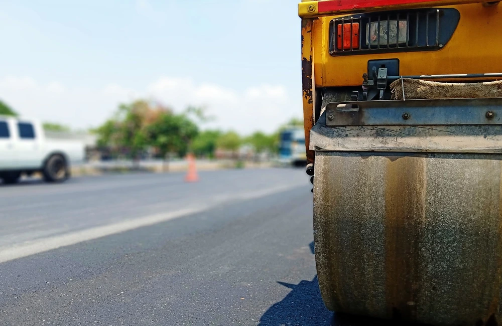 Na ulicy Raszyńskiej i Handlowej będzie nowa nawierzchnia