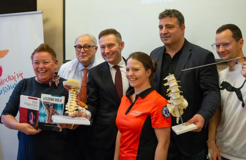 Endoskopowe operacje kręgosłupa szyjnego i piersiowego w Szpitalu Bielańskim