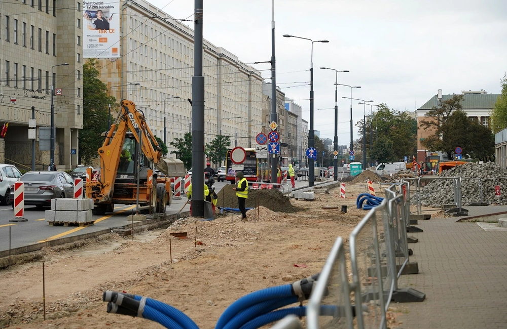 Duże zmiany na alei „Solidarności”, nowa ścieżka rowerowa, przemieszczone przystanki i zmiany w ruchu drogowym