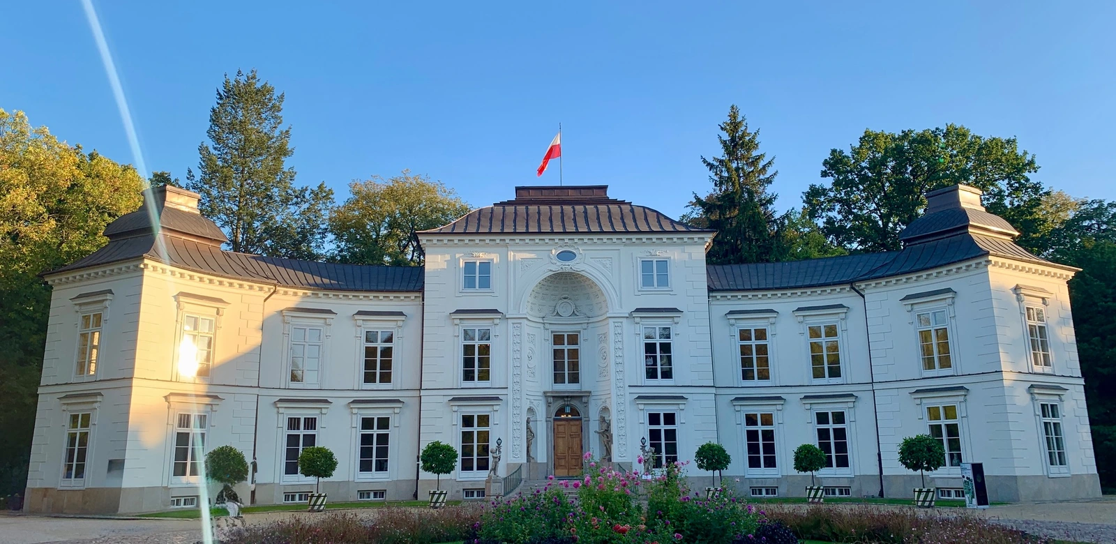 Warszawa Pałac Myślewicki w Łazienkach Królewskich