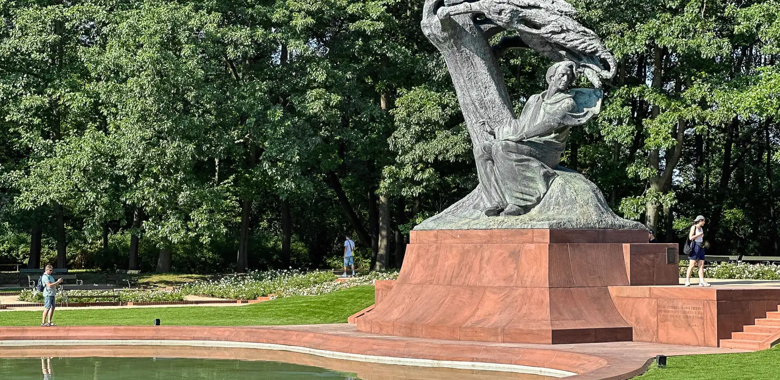 Pomnik Fryderyka Chopina w Łazienkach Królewskich
