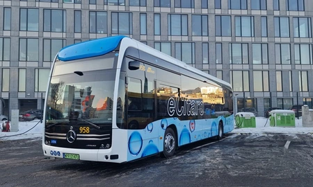 Zajezdnia „Woronicza” testuje kolejny autobus wodorowy Autobus wodorowy na testach / fot. Miejskie Zakłady Autobusowe 