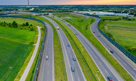 Rozbudowa A2 między Warszawą a Łodzią. Umowa na pierwszy odcinek podpisana Widok na węzeł Pruszków z lotu ptaka / fot. GDDKiA 