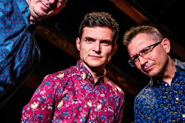 Tubis Trio