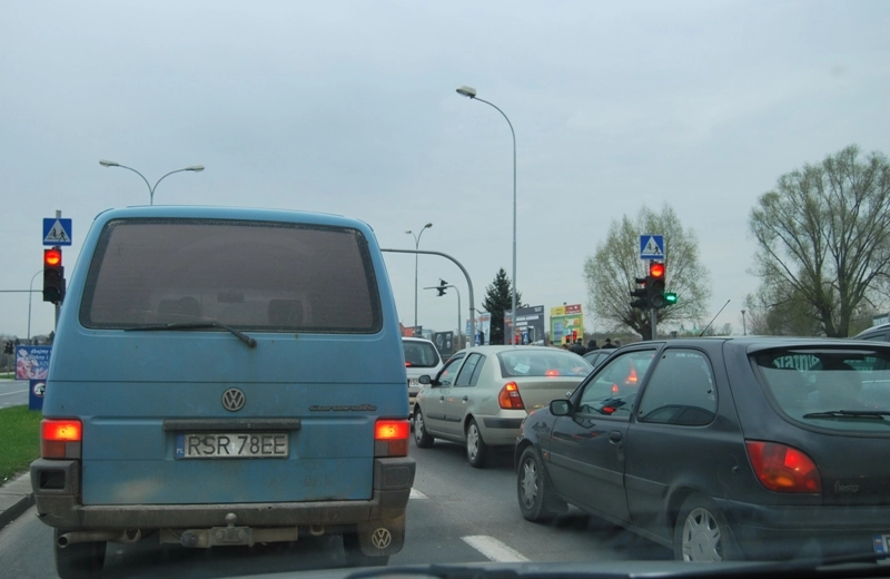 Rondo w Piasecznie nazwane na cześć Mazowieckiego