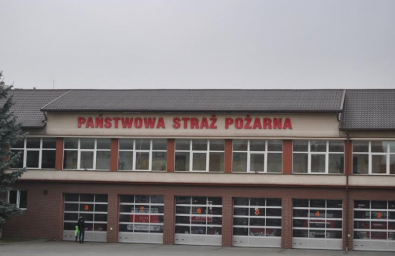 Wybuchł pożar w jednej z kamienicy na Pradze