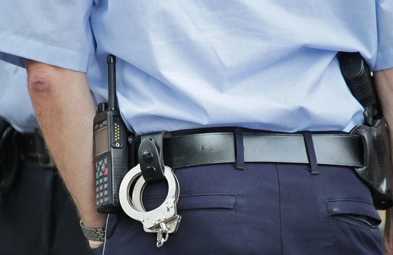 Uciekał przed policją kradzionym BWM