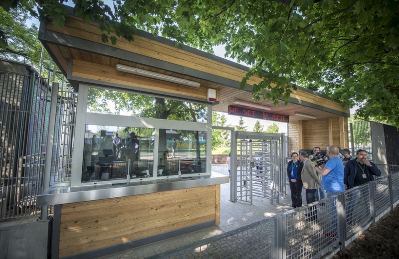 Warszawskie zoo otwiera nową bramę