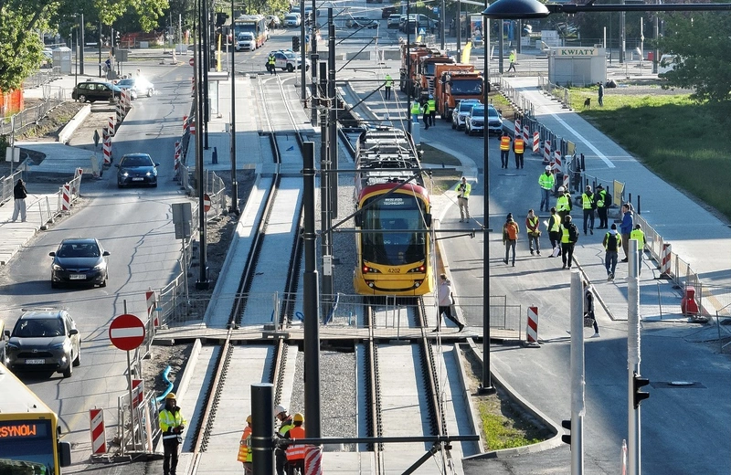 Pierwszy tramwaj na torze Stegny