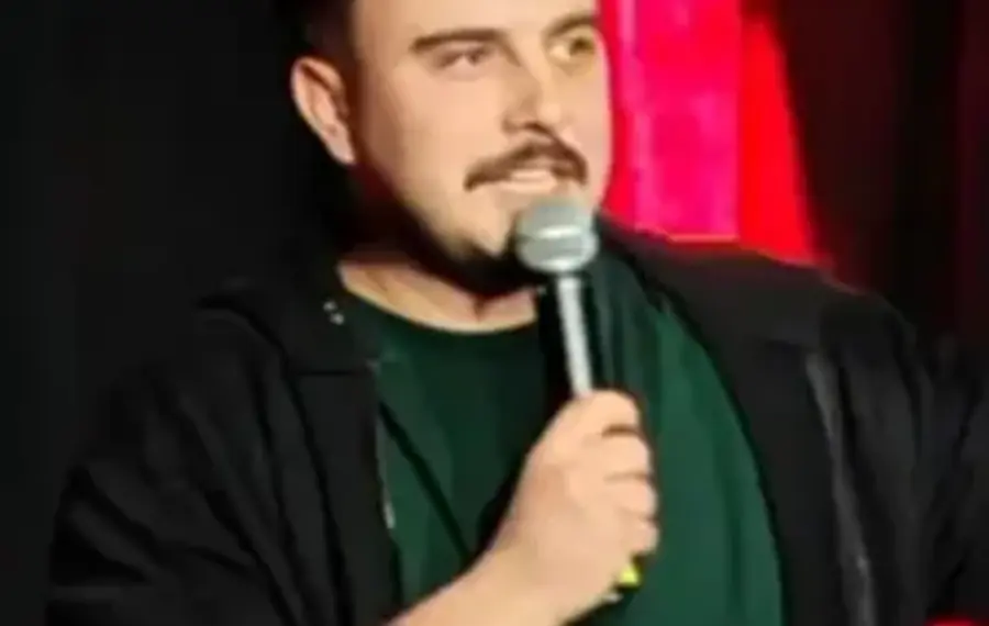 SynMojegoTaty Stand-up